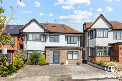 Vaughan Avenue, London NW4 5 bed detached house for sale