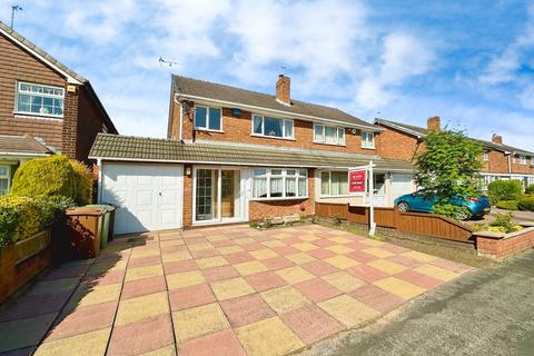 Hillside Crescent, Walsall WS3 3 bed semi