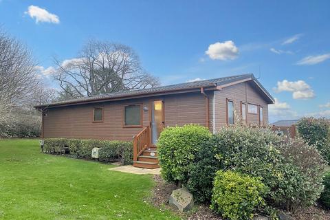 Lake View, Worcester WR6 2 bed park home for sale