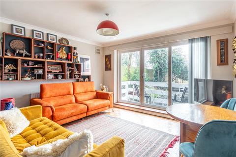 Leigham Court Road, London, SW16 2 bed apartment for sale