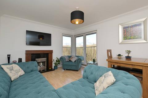 24 Swift Brae, Ladywell, Livingston... 2 bed flat for sale