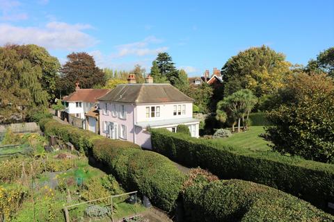 Knightrider Street, Sandwich 5 bed detached house for sale