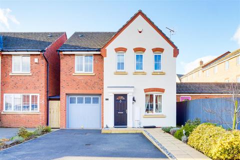 James Drive, Calverton NG14 4 bed detached house for sale
