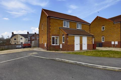 Masefield Place, Holmewood 2 bed semi