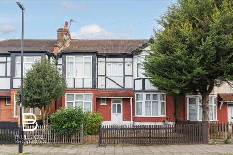 Ellison Road, Streatham 2 bed ground floor maisonette for sale