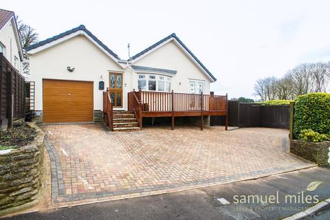 Honeyhills, Royal Wootton Bassett SN4 4 bed detached bungalow for sale