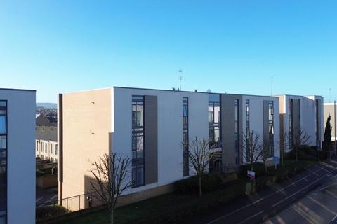 Firepool View, Taunton TA1 2 bed apartment for sale
