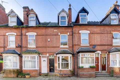 Myrtle Avenue, Forest Fields NG7 4 bed terraced house for sale