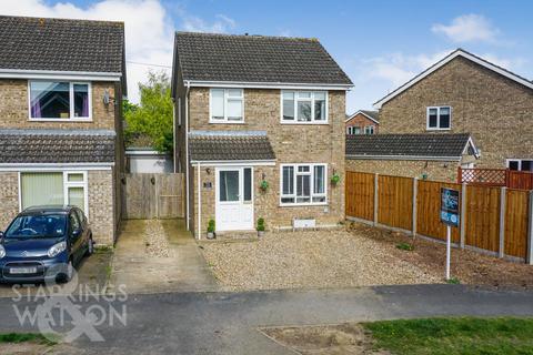 Bluebell Road, Mulbarton, Norwich 3 bed detached house for sale