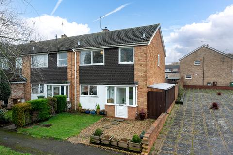 Aylesbury HP21 3 bed end of terrace house for sale