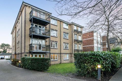 Copers Cope Road, Beckenham 2 bed flat for sale