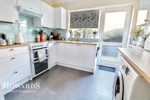 Thurne Rise, Martham 3 bed detached bungalow for sale