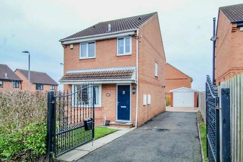 Felkirk Drive, Wakefield WF4 3 bed detached house for sale