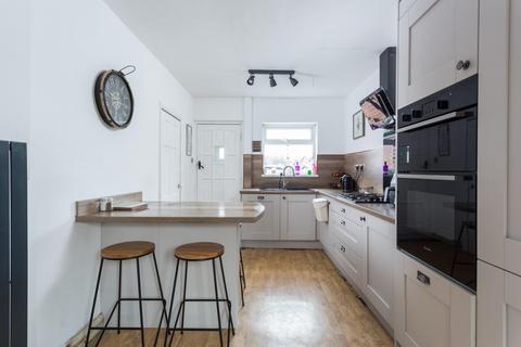 Main Street, Staveley 3 bed terraced house for sale