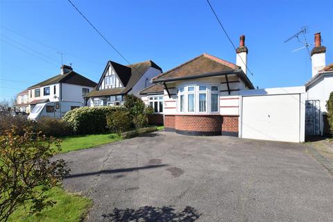 Southend Road, Rochford 3 bed detached bungalow for sale