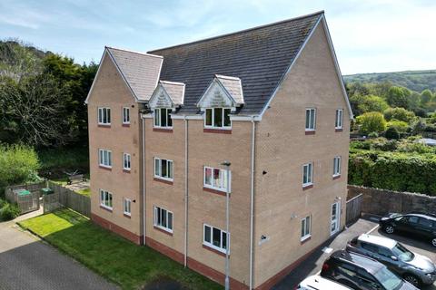 Bicclescombe Court, Ilfracombe 2 bed flat for sale