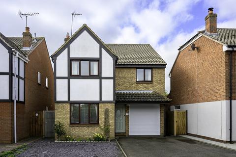 Valley Walk, Felixstowe IP11 4 bed detached house for sale