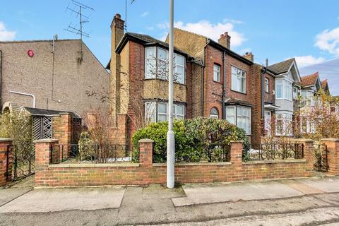 Hitchin Road, Luton, Bedfordshire... 3 bed end of terrace house for sale