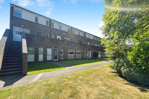 Pendle Court, Bolton 3 bed maisonette for sale