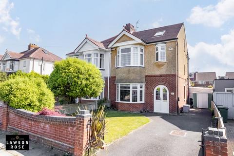 Carshalton Avenue, Portsmouth 4 bed semi