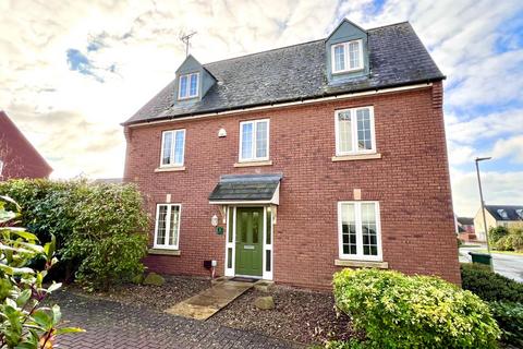 Oak View, Hardwicke, Gloucester 5 bed detached house for sale