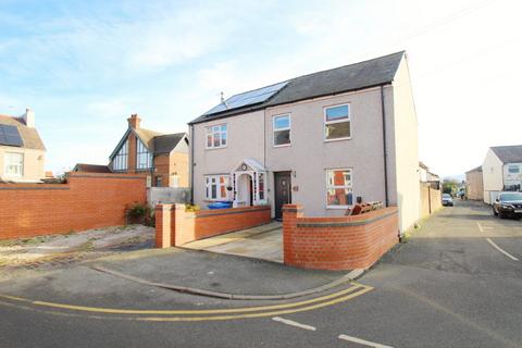 Millbank Road, Denbighshire LL18 2 bed semi