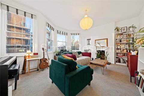 Falkland Road, Harringay, London, N8 2 bed apartment for sale