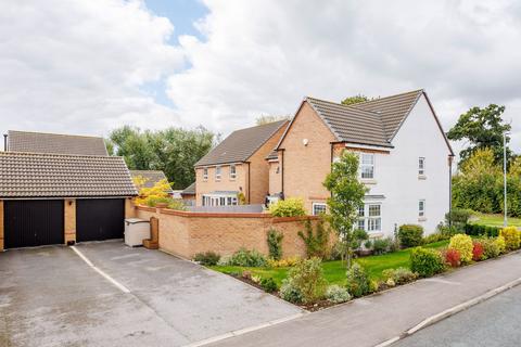 Lyus Grove, York YO41 4 bed detached house for sale
