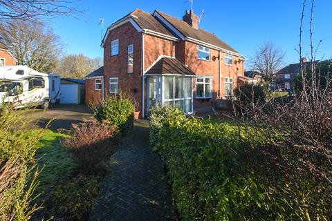 2 bedroom semi-detached house for sale