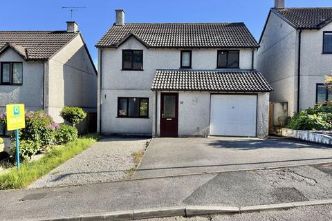 Lodge Drive, Truro NO ONWARD CHAIN 4 bed detached house for sale