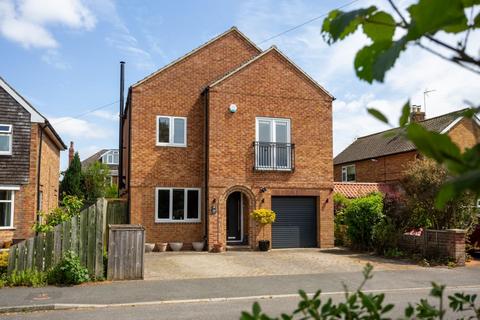 Manor Close, Upper Poppleton, York 5 bed detached house for sale