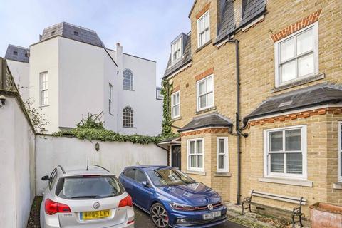 Vine Cottages, Richmond 2 bed end of terrace house for sale