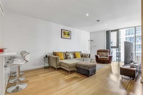Eastfields Avenue, SW18 2 bed flat for sale
