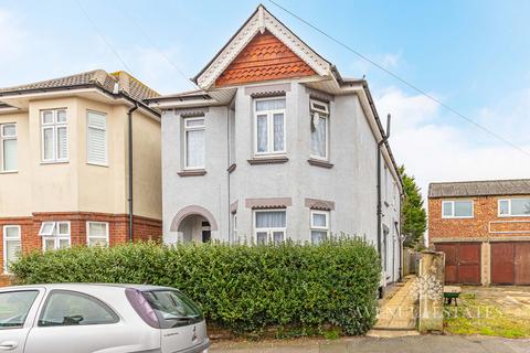 Bemister Road, Bournemouth BH9 2 bed apartment for sale