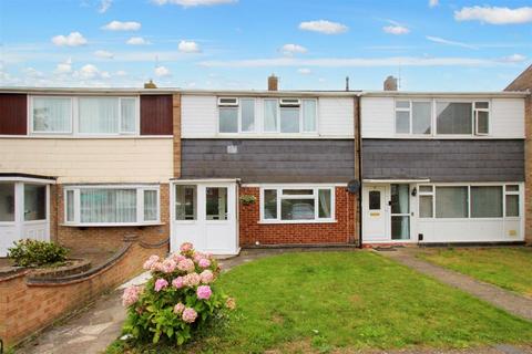 Yardeley, Basildon 3 bed terraced house for sale