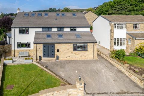 Walker Wood, Baildon, Shipley, BD17 7 bed detached house for sale