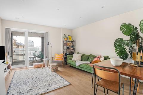 Camberwell Road, London, SE5 2 bed flat for sale