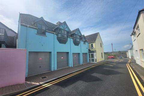 Flat and 4 Garages, South Parade, Tenby 2 bed property for sale