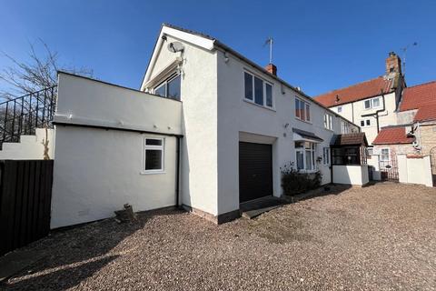 Sunderland Street, Tickhill, Doncaster 3 bed end of terrace house for sale