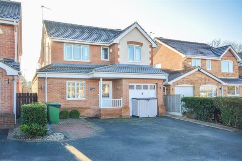 Queensbury Court, Normanton WF6 4 bed detached house for sale