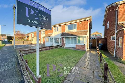 Lochmore Drive, Hinckley LE10 2 bed semi