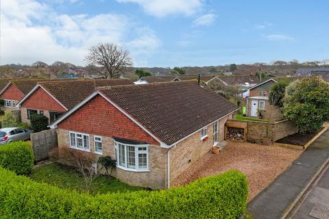 Turners Farm Crescent, Hordle... 3 bed bungalow for sale