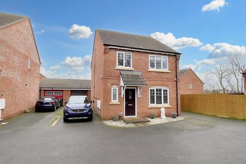 Scott Close, Coalville, LE67 4 bed detached house for sale