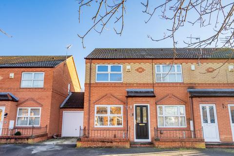 Bowling Green Croft, York 2 bed end of terrace house for sale