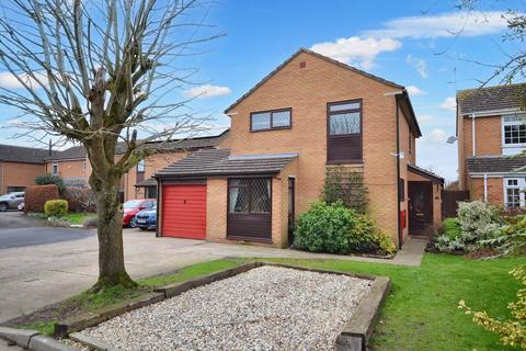 Jubilee Drive, Bredon, Tewkesbury... 4 bed detached house for sale