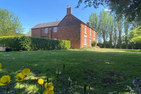 Beamhurst, Uttoxeter 6 bed detached house for sale