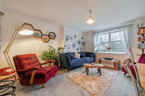 Crofton Gate Way, Crofton Park 1 bed flat for sale