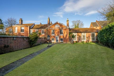 Dereham 4 bed house for sale