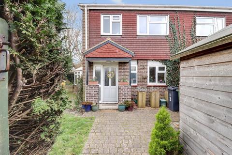Updown Hill, Windlesham GU20 3 bed semi