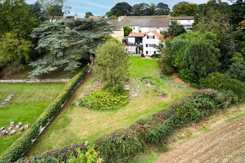 Old Village Street, Burghwallis DN6 4 bed character property for sale